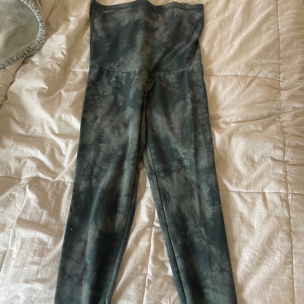 Maternity leggings
